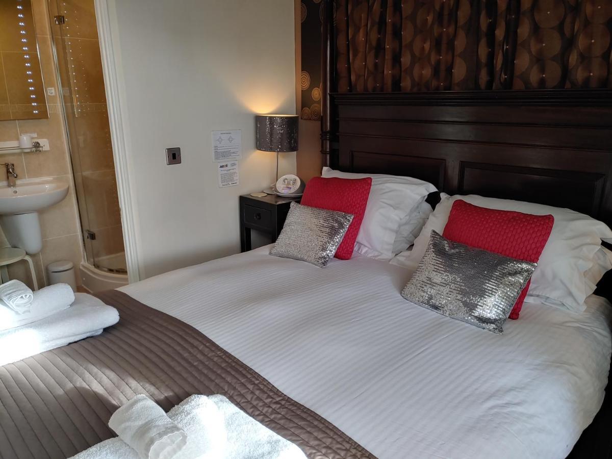 The Bath House Boutique B&B - In-Room Breakfast - Free Parking Dış mekan fotoğraf