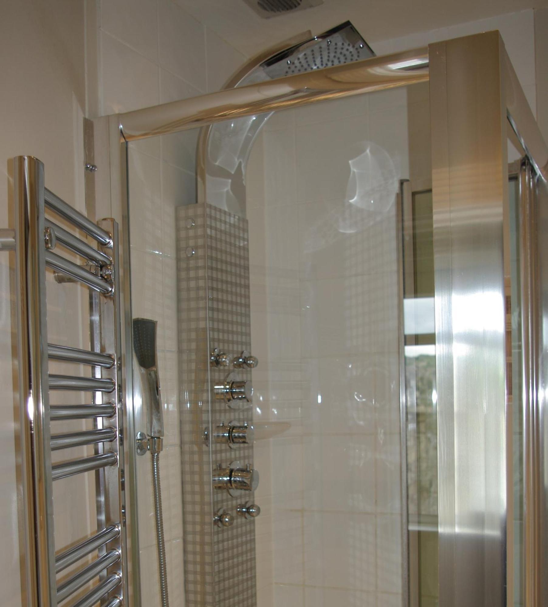 The Bath House Boutique B&B - In-Room Breakfast - Free Parking Dış mekan fotoğraf