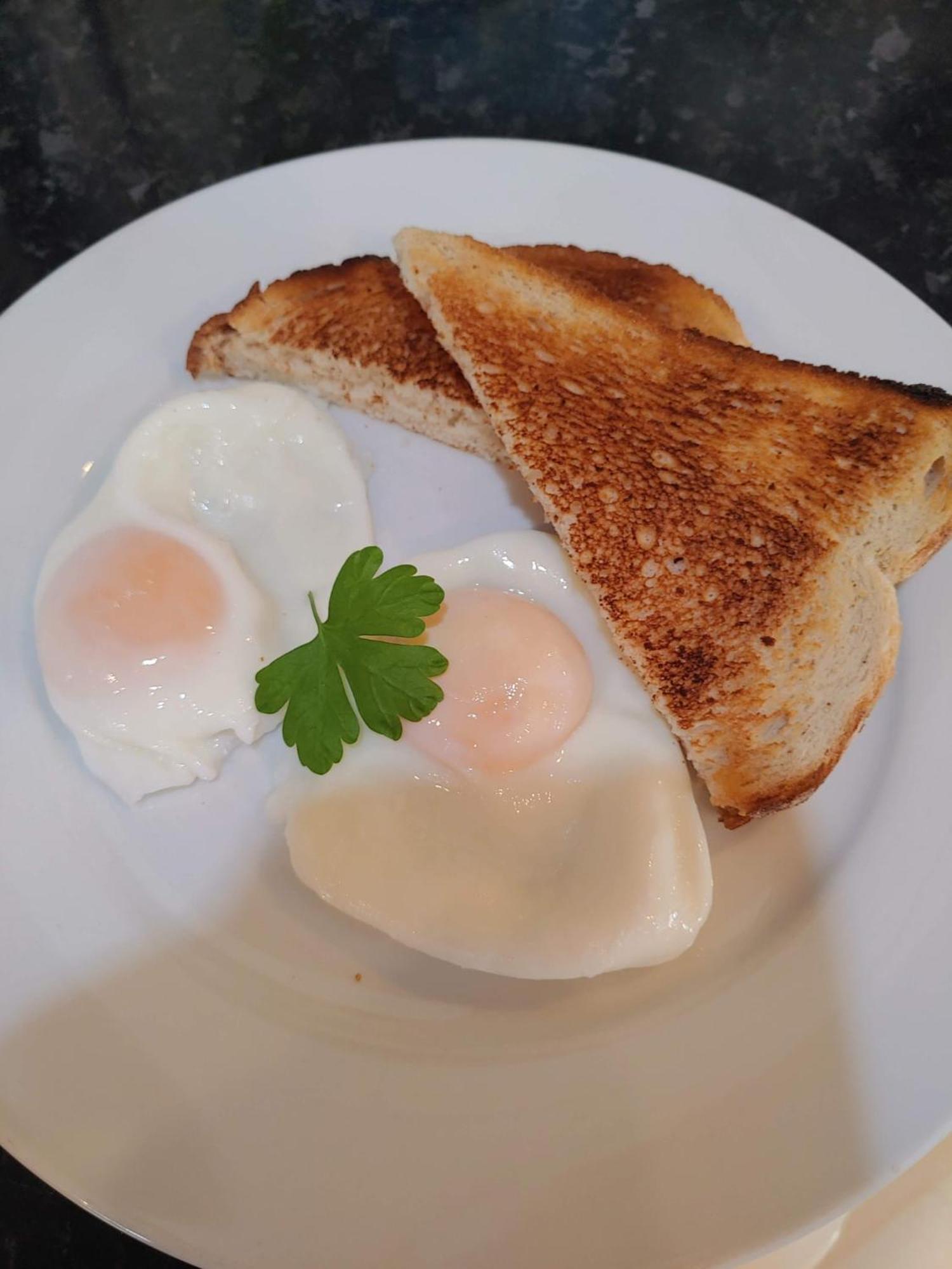 The Bath House Boutique B&B - In-Room Breakfast - Free Parking Dış mekan fotoğraf